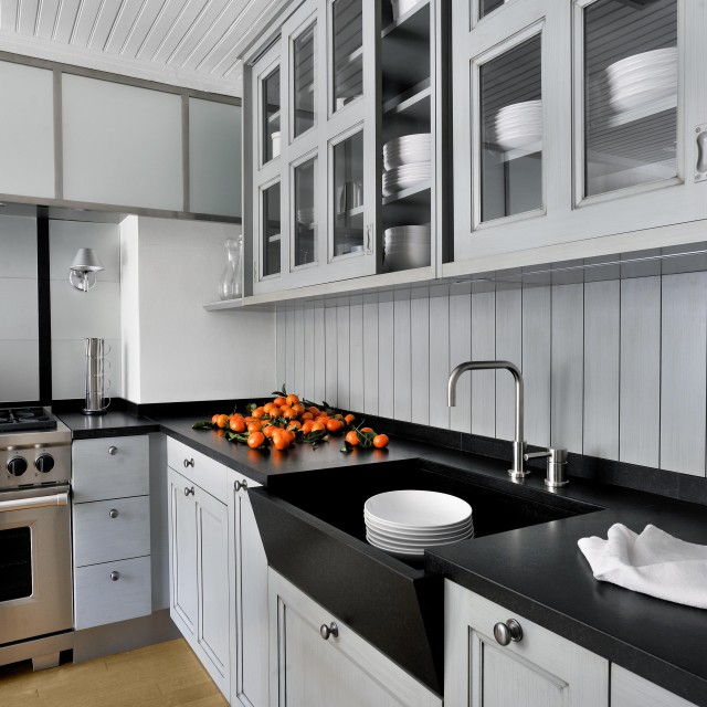 Simplicity and elegance for a classic kitchen with great ergonomics - 1