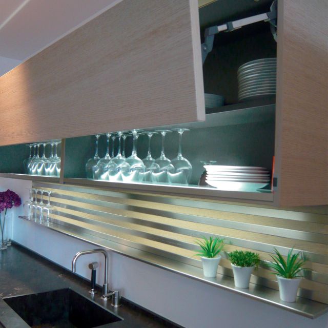 Leading-edge technology at the heart of our kitchen systems - 2