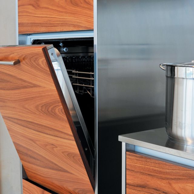 Excellence in working with premium materials to create precision kitchens with timeless elegance - 3